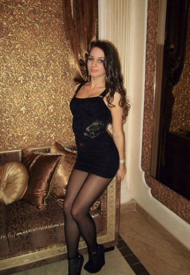 Девушка, брюнетка из , ищет щедрого мужчину для секса, минета Девушка, брюнетка из , ищет щедрого мужчину для секса, минета